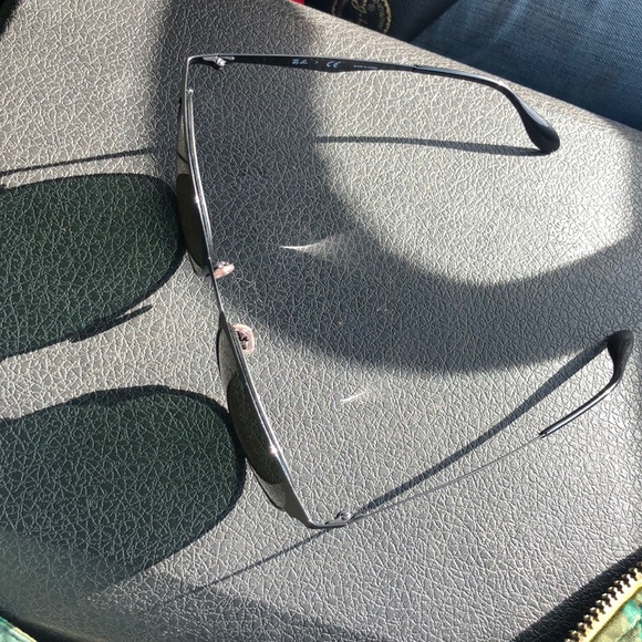 Ray Bans - Picture 4 of 4